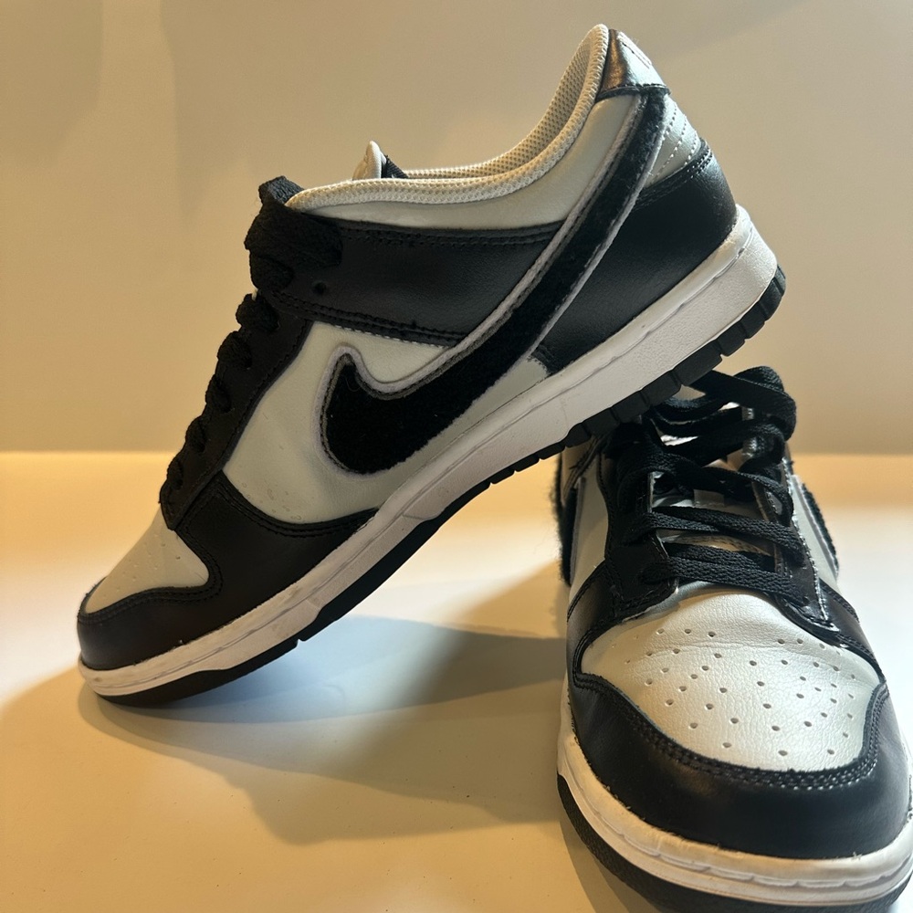 Nike Chenille Check